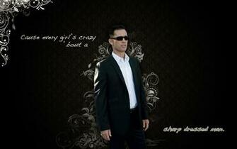 Sharp Dressed Man Jeffrey Donovan Wallpaper