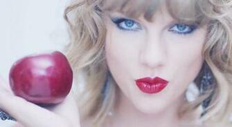 Taylor Swift And Apple