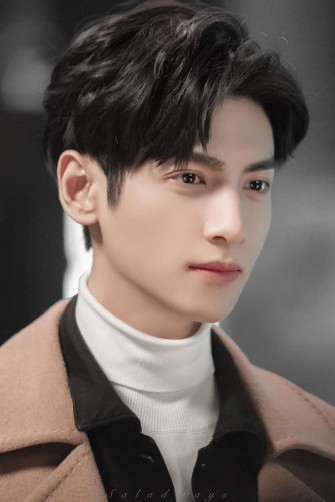 Pornthip Sudsaneha On Luo Yunxi Cute Asian Guys