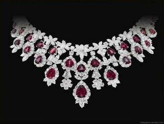 Diamond Necklace Wallpaper