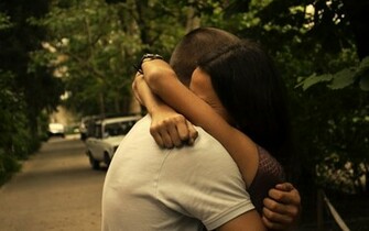 Romantic Cute Sad Alone Couple Love Kiss Hugging Wallpaper Ging