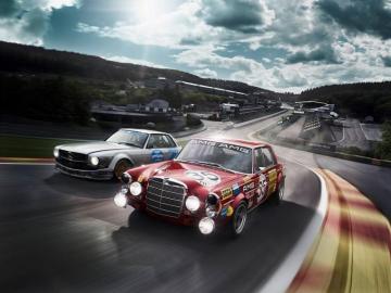Mercedes Benz Auf The Victory At Hours Of