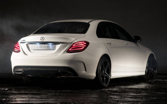 Mercedes Benz C300 Wallpaper