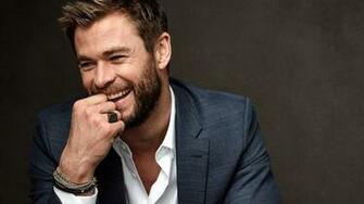 Chris Hemsworth Wallpaper