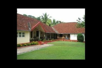 Bungalow Wallpaper