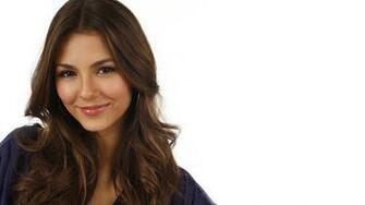 Victoria Justice Wallpaper