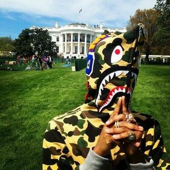 Pin Bape Shark Hoodie