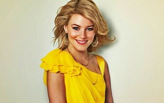 Elizabeth Banks Wallpaper