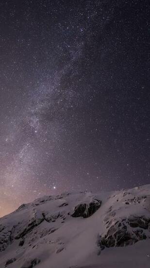 iPhone Official Wallpaper HD