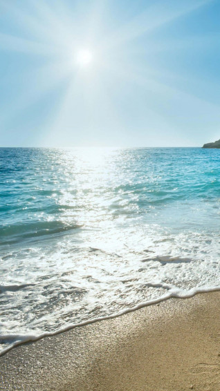 Summer Beach iPhone Bright Sun Wallpaper