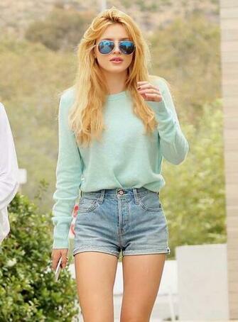 Bella Thorne Celebrates Fashion