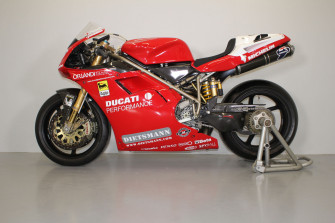 Ducati F98 Ex Carl Fogarty Wallpaper