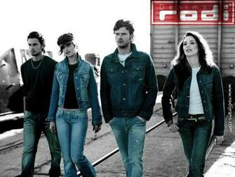 Kivanc Tatlitug And Azra Akin K Van Tatl Tu Wallpaper