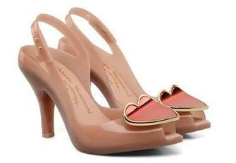 High Heels Melissa Debling Sofa Wallpaper Pictures
