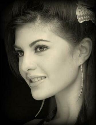 Jacqueline Fernandez Cute Malayalis Corner