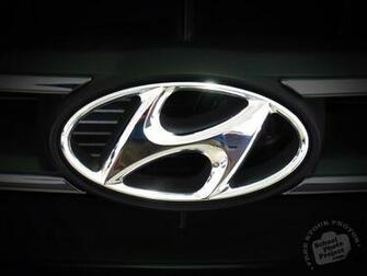 Black Hyundai Logo Image