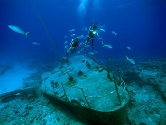 Underwater Wreck Photos Shipwreck Wallpaper