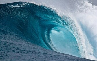 Tag Big Wave Wallpaper Background Paos Image And Pictures For
