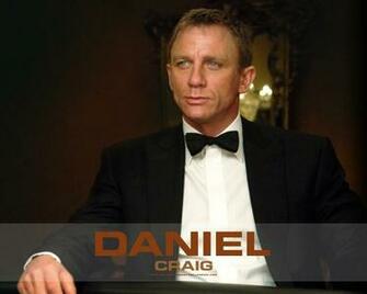 Chatter Busy Daniel Craig Wallpaper