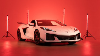 Video Australia S Chevrolet Corvette Z06 Set To Be Less Powerful