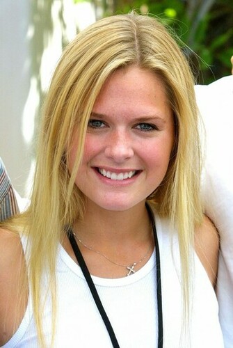 Maggie Lawson Photos Tv Series Posters And Cast