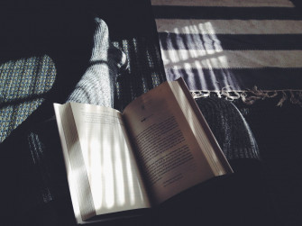 Book Aesthetic Wallpaper