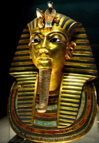 The Reputation Of Ancient Curse Did Not Stop Archaeologist