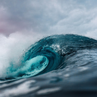 Ocean Wave 5k iPad Pro Wallpaper