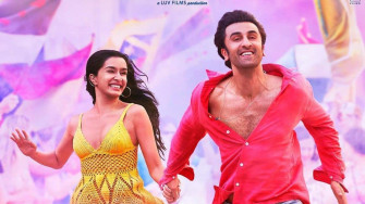 Tu Jhoothi Main Makkaar Trailer Out Fans Love Ranbir Shraddha S