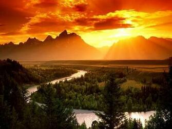 Wallpaper Mountain Sunrise