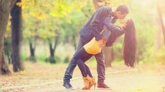Romantic Kiss HD Wallpaper Wallpapercharlie