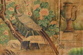 18th Century Wallpaper In The