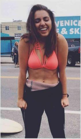 Emelia Hartford Instagram