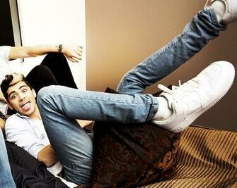 Zayn Malik Cool Wallpaper