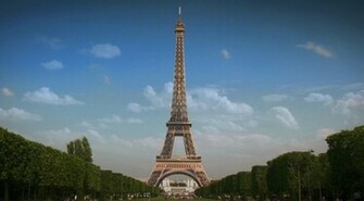 Eiffel Tower HD Wallpaper