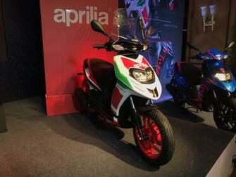 Overdrive On This Is The New Apriliaindia Sr150 Race