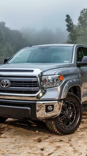 Wallpaper Toyota Tundra Pickup iPhone