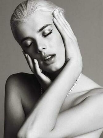 Agyness Deyn Image The Importance Of Being HD Wallpaper