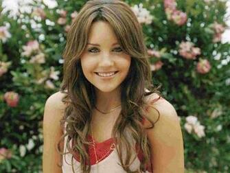 Amanda Bynes Wallpaper Celebrities