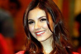 Victoria Justice HD Wallpaper