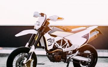 Wallpaper Husqvarna Supermoto Superbikes
