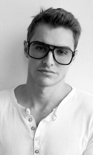 Dave Franco Live Wallpaper Screenshot