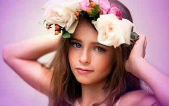 Cute Child Flowers HD Wallpaper