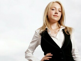 Dakota Fanning Photoshoot Wallpaper HD