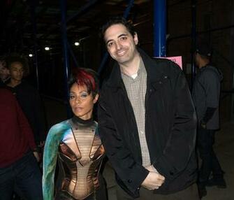 File Jada Pinkett Smith With Jaden In Background Jpg