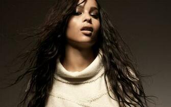 Ashley Graham HD Wallpaper