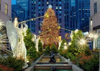 New York City Christmas Wide Wallpaper Hivewallpaper