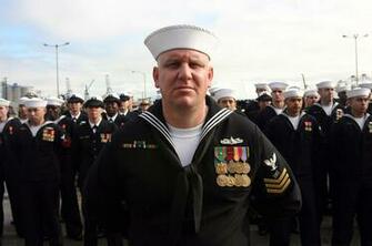 File Us Navy N 5191l A Sailor Assigned To The Amphibious