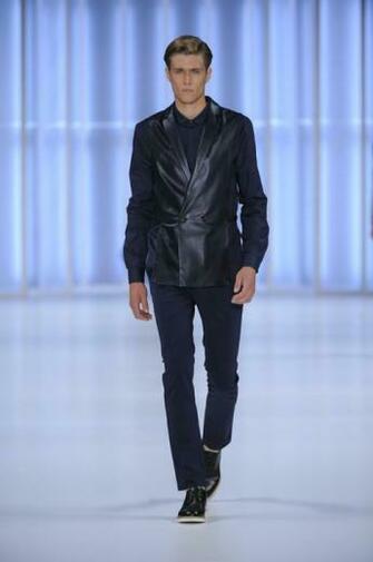 Point Hugo Boss Fashion Show Spring Summer Hot Wallpaper
