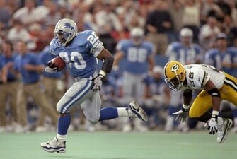 Barry Sanders Wearing Nike Air Zoom Turf With Jordan Xi Sole